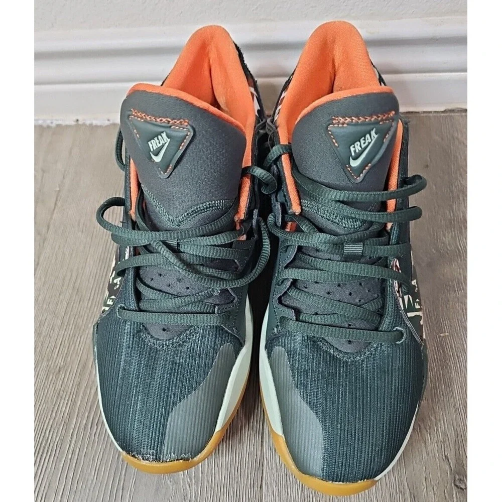 Nike Mens Zoom Freak 2 DC9853-300 Green Basketball Shoes Sneakers Size 8